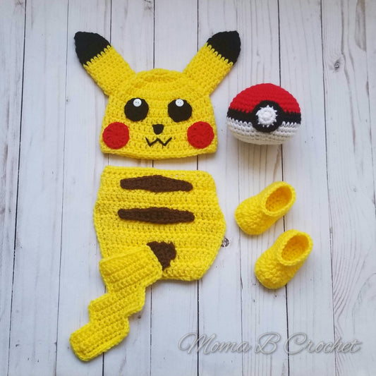 Pikachu Baby Set